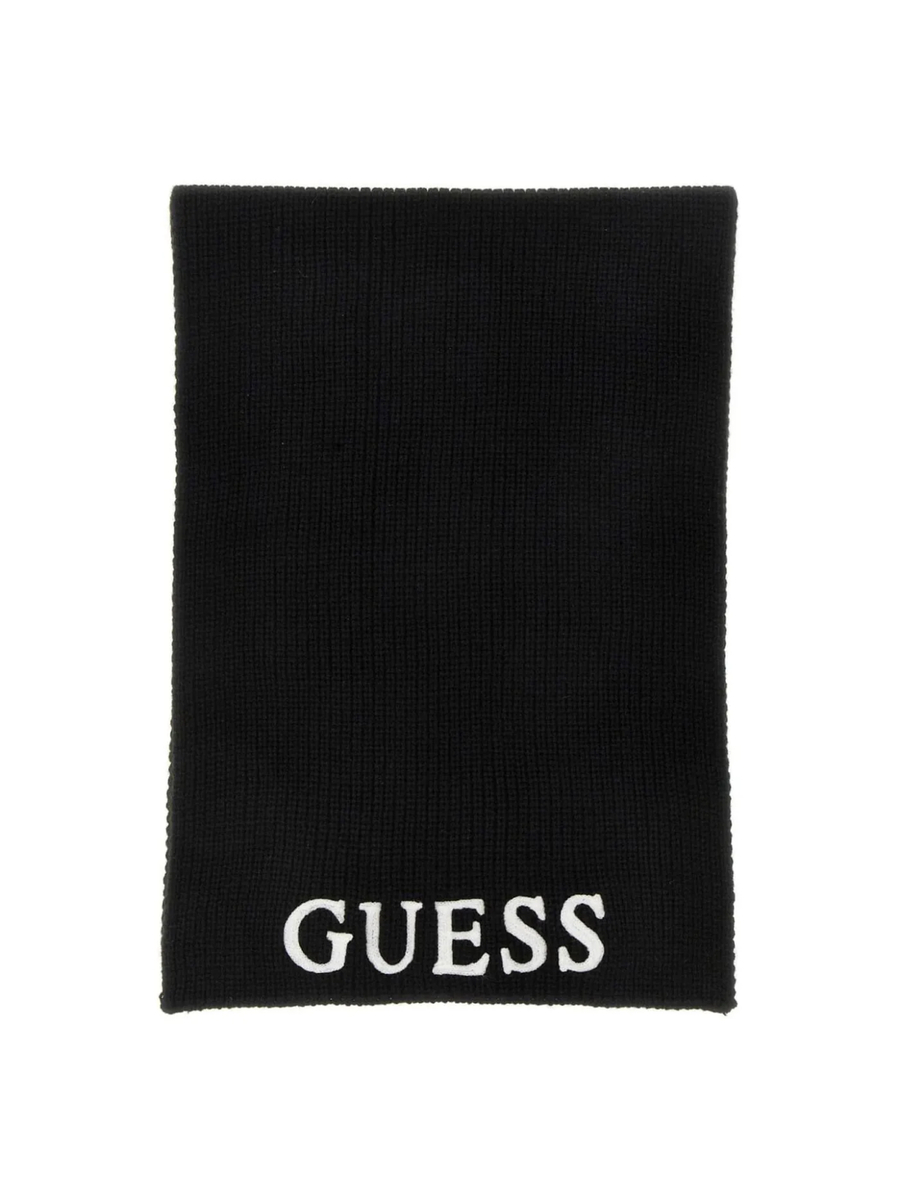 detail Guess dámska čierna čiapka a šál