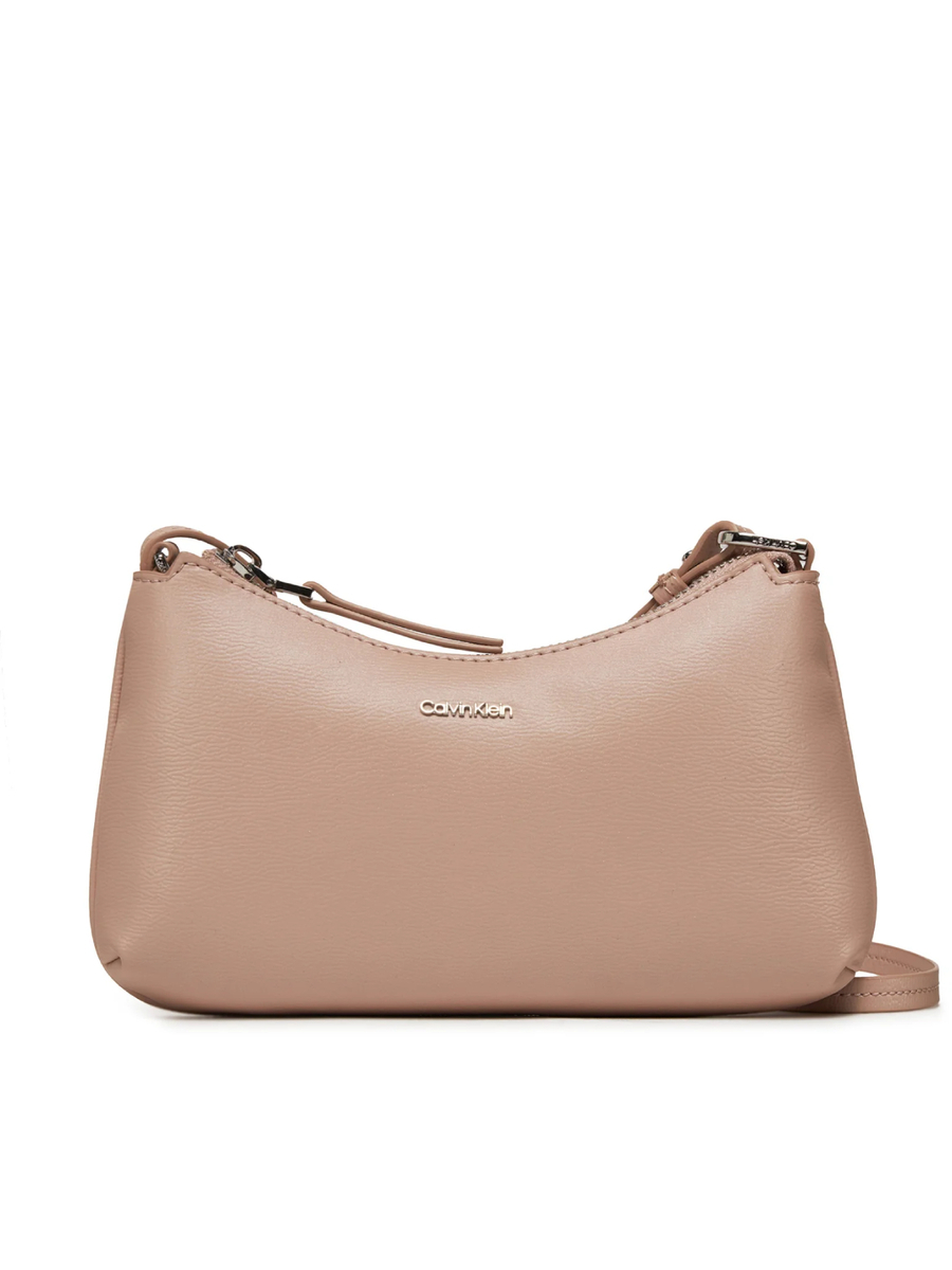 detail Calvin Klein dámska ružová crossbody kabelka
