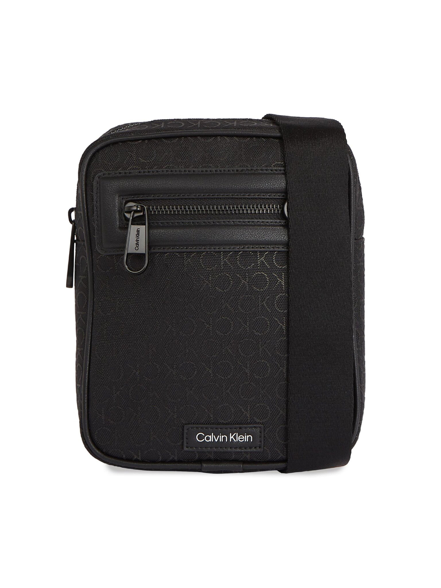detail Calvin Klein pánska čierna taška cez rameno