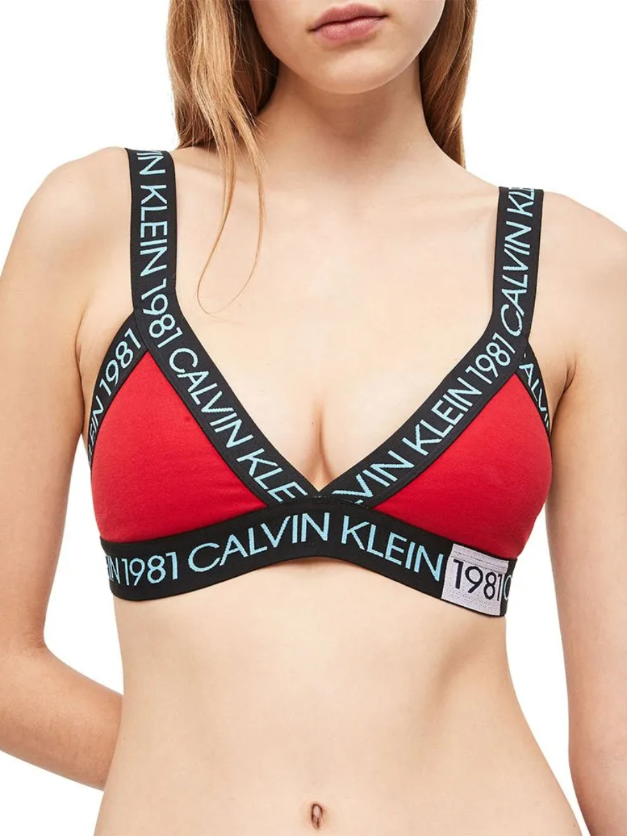 detail Calvin Klein dámska červená športová podprsenka