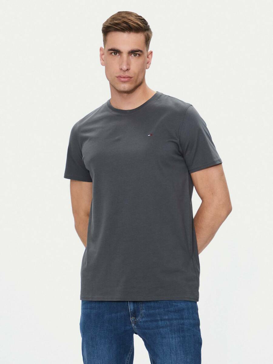 detail Tommy Jeans pánske šedé tričko