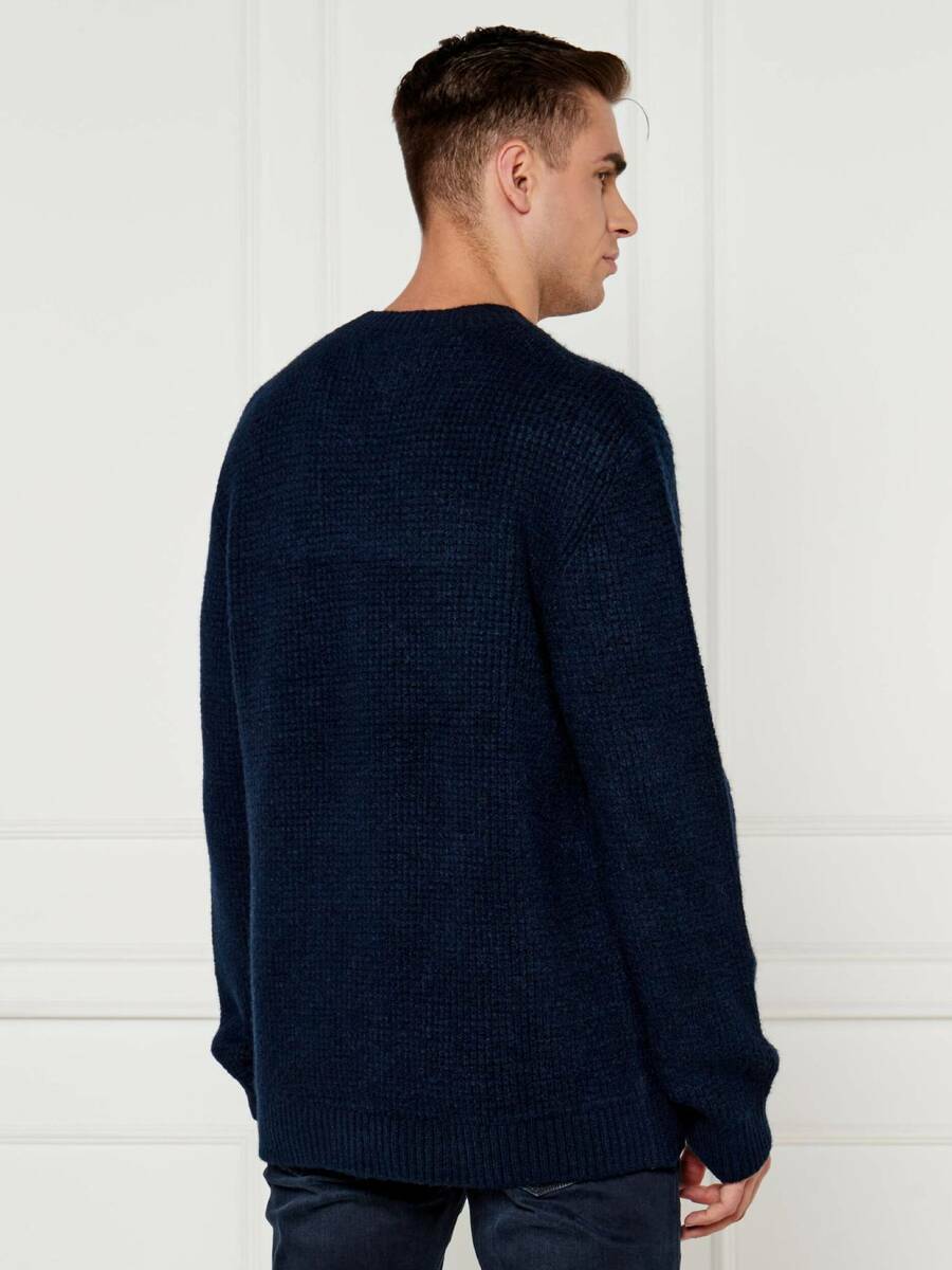 detail Tommy Jeans pánsky tmavomodrý sveter