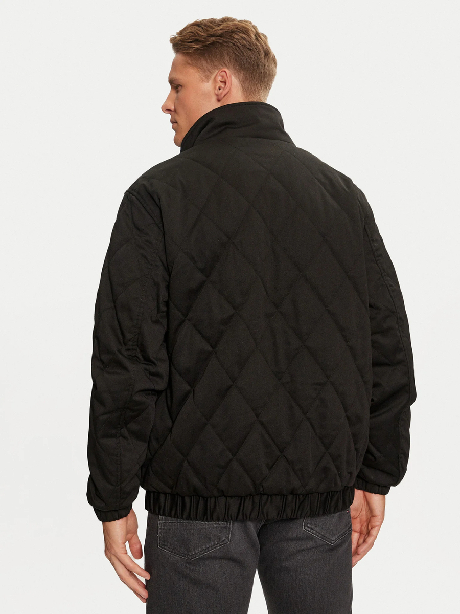 detail Tommy Jeans pánska čierna bunda