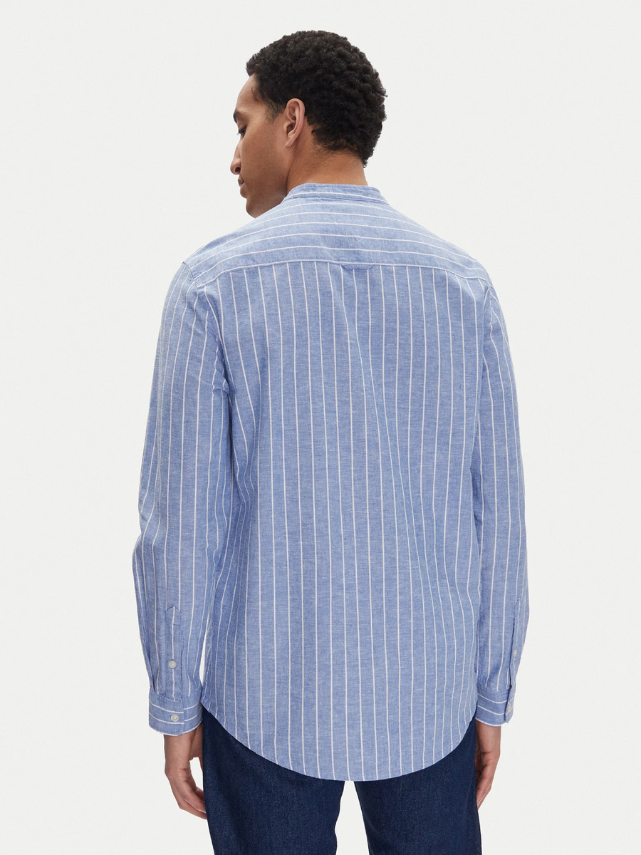 detail Tommy Jeans pánska modrá košeľa