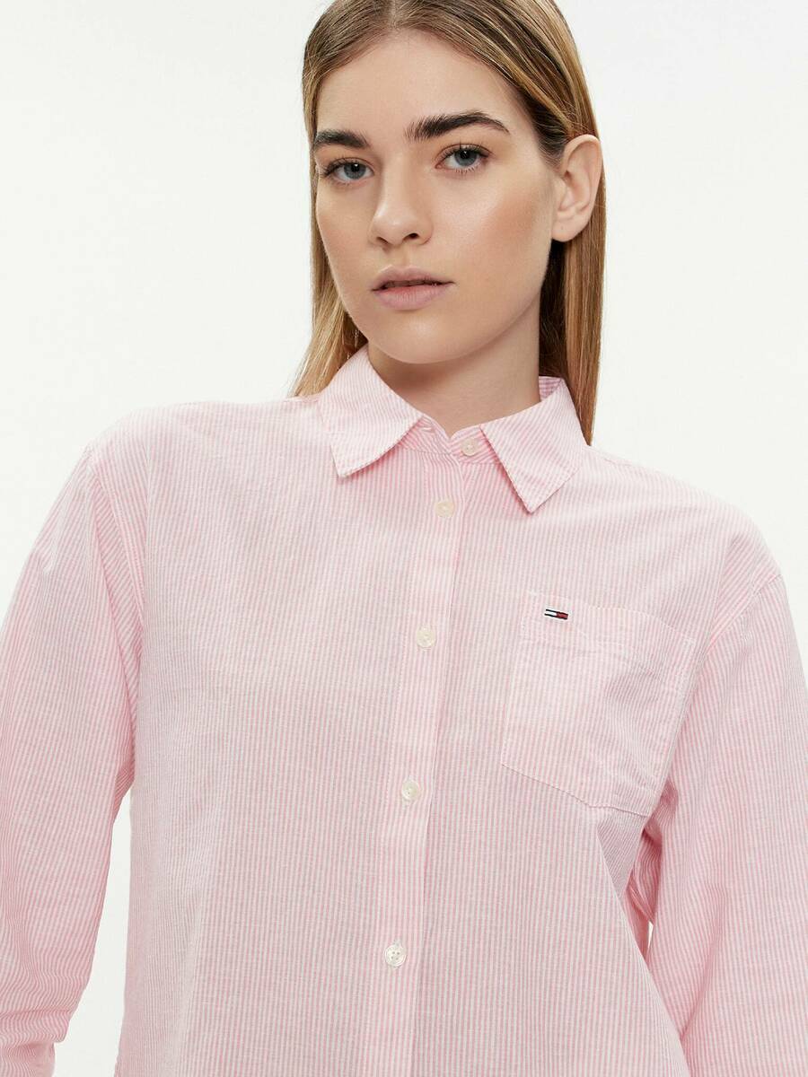 detail Tommy Jeans dámska pruhovaná ružová košeľa