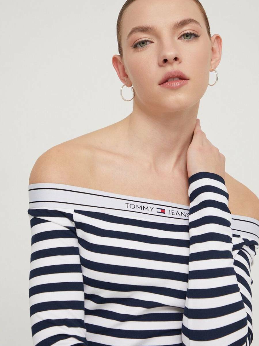 detail Tommy Jeans dámske pruhované tričko 