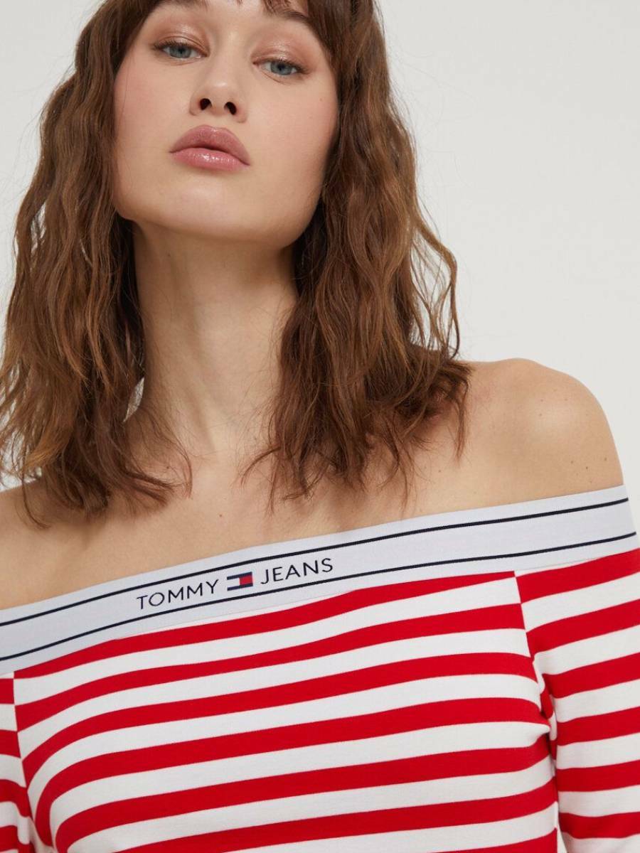 detail Tommy Jeans dámske pruhované tričko 