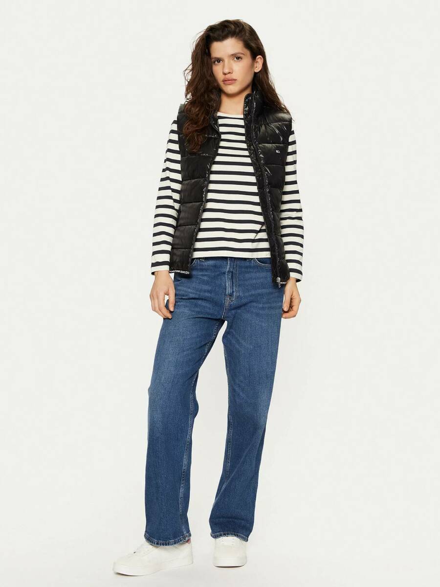 detail Tommy Jeans dámska čierna vesta