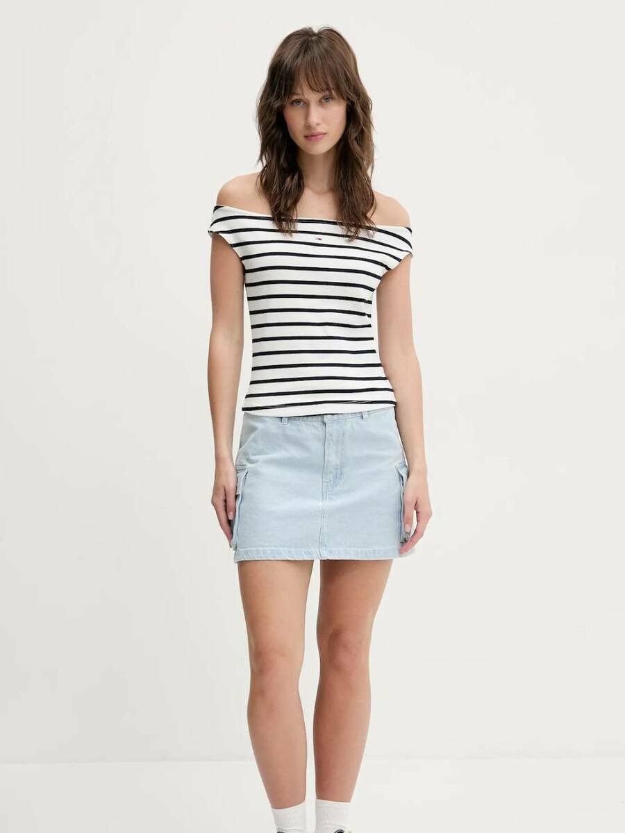 detail Tommy Jeans dámsky pruhovaný top