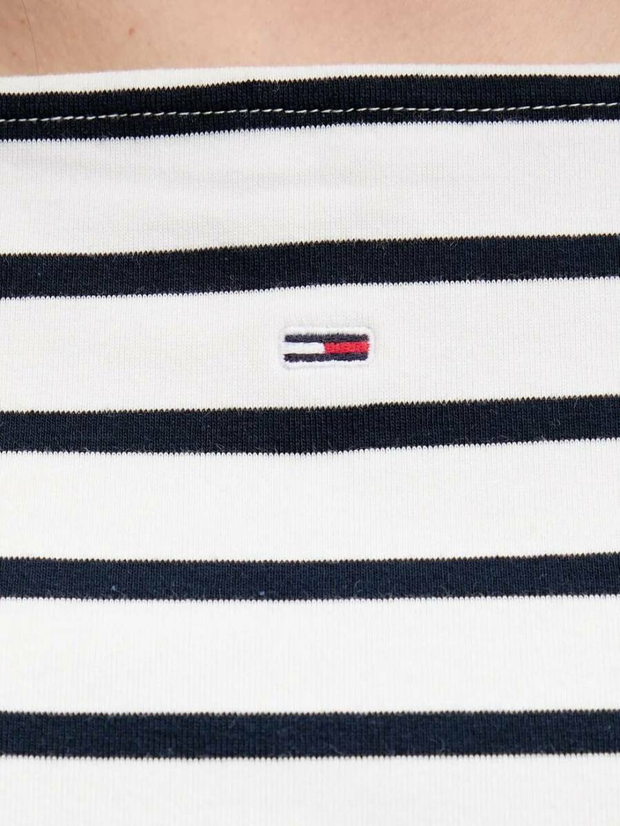 detail Tommy Jeans dámsky pruhovaný top