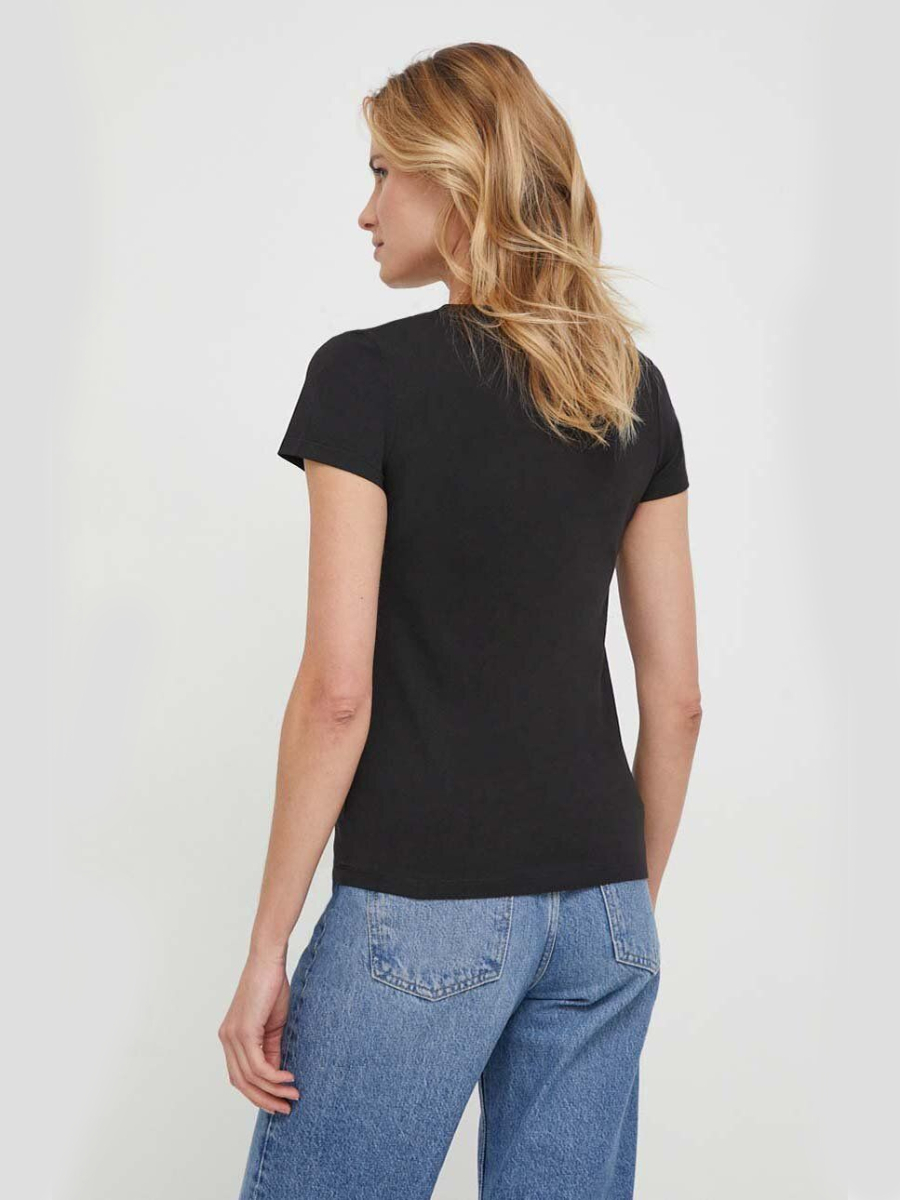 detail Calvin Klein dámske čierne tričko