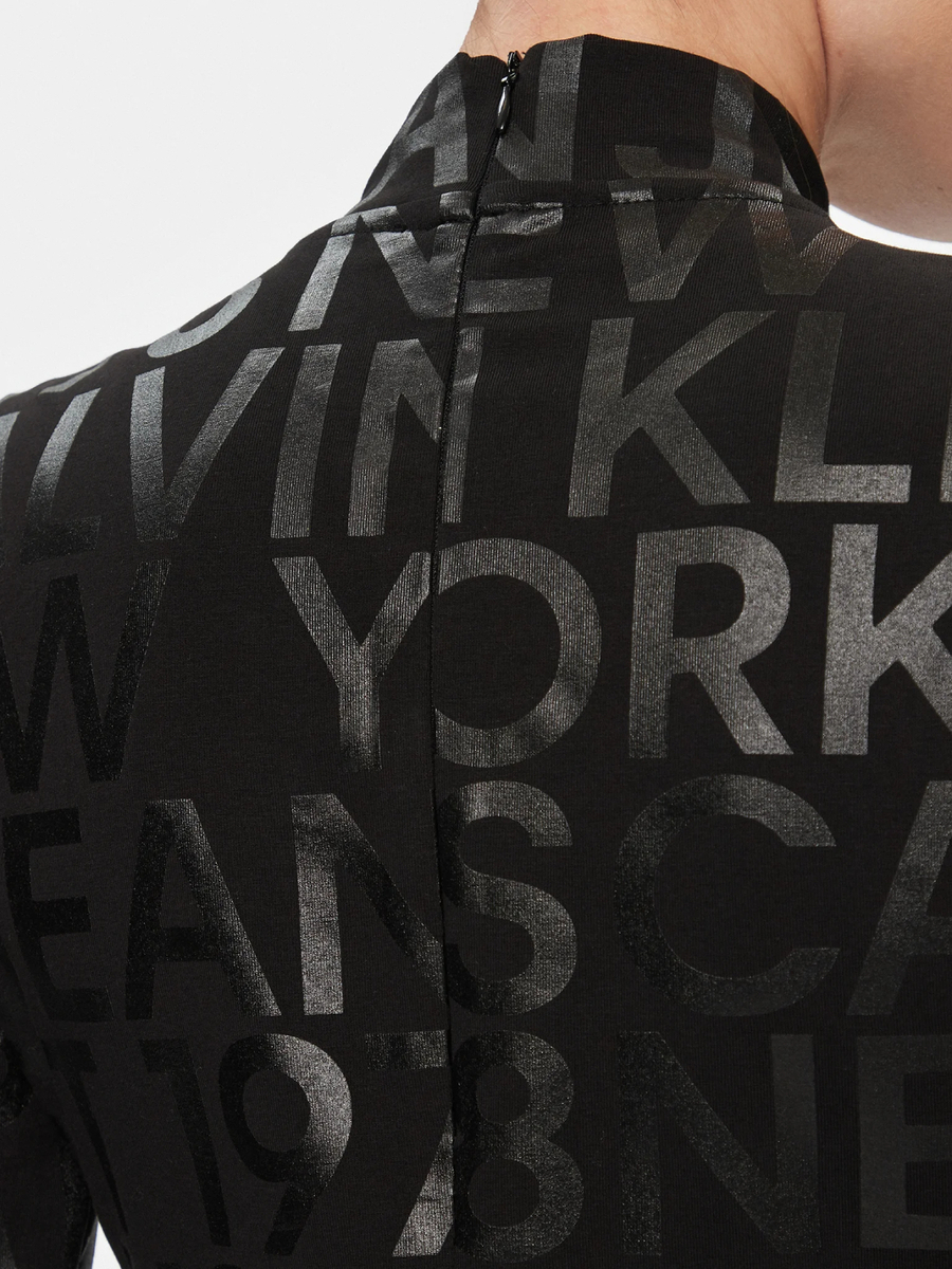 detail Calvin Klein dámske čierne tričko s dlhým rukávom