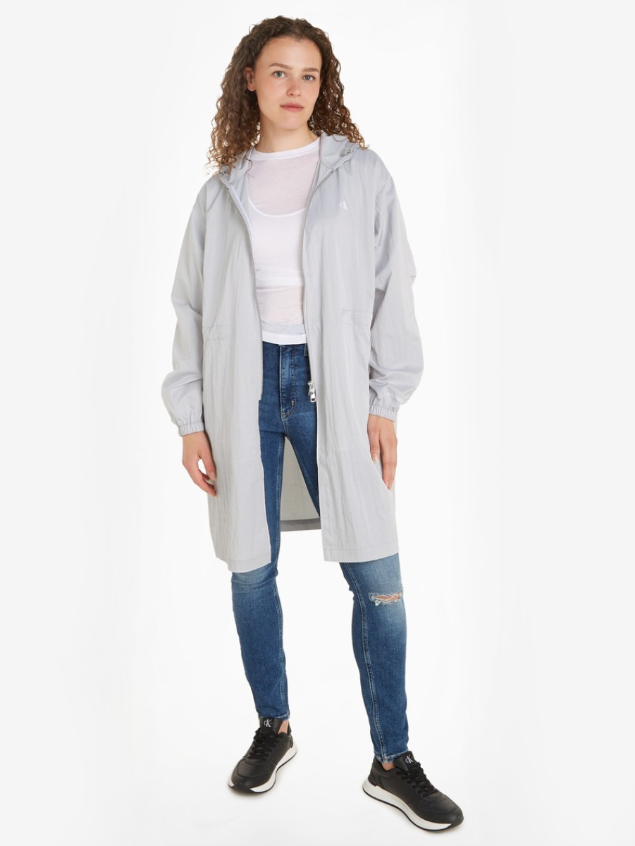 detail Calvin Klein dámska parka