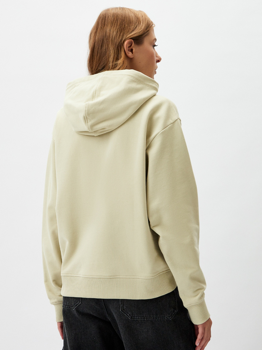 detail Calvin Klein dámska mikina