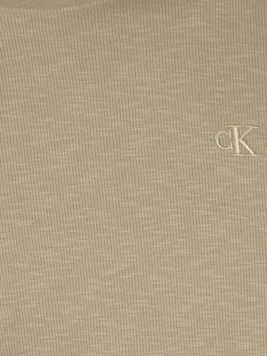 detail Calvin Klein pánske melírované tričko 