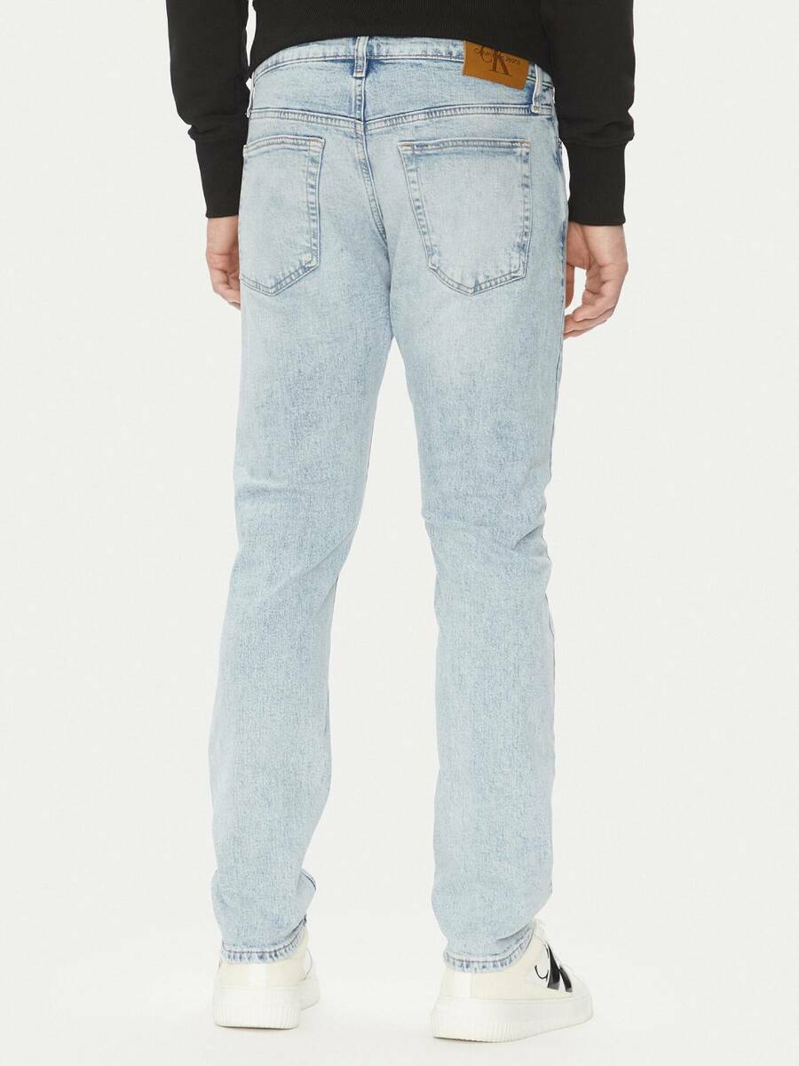 detail Calvin Klein pánske svetlo modré džínsy