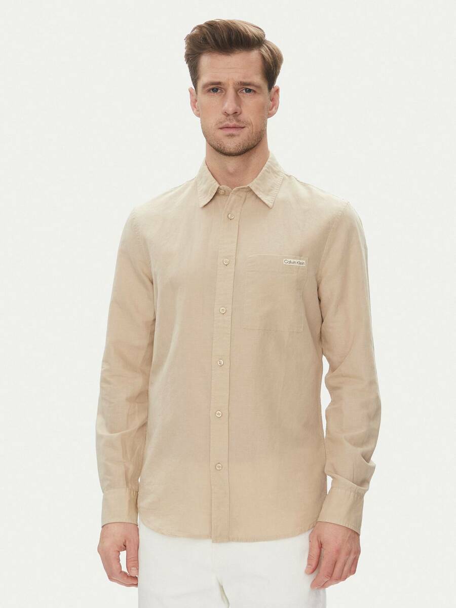 detail Calvin Klein pánska béžová košeľa