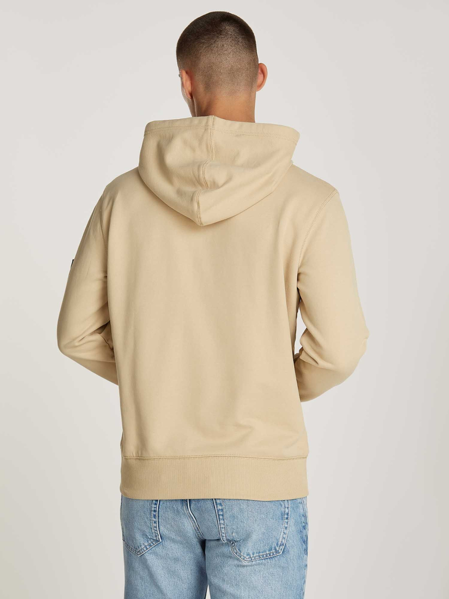 detail Calvin Klein pánska béžová mikina