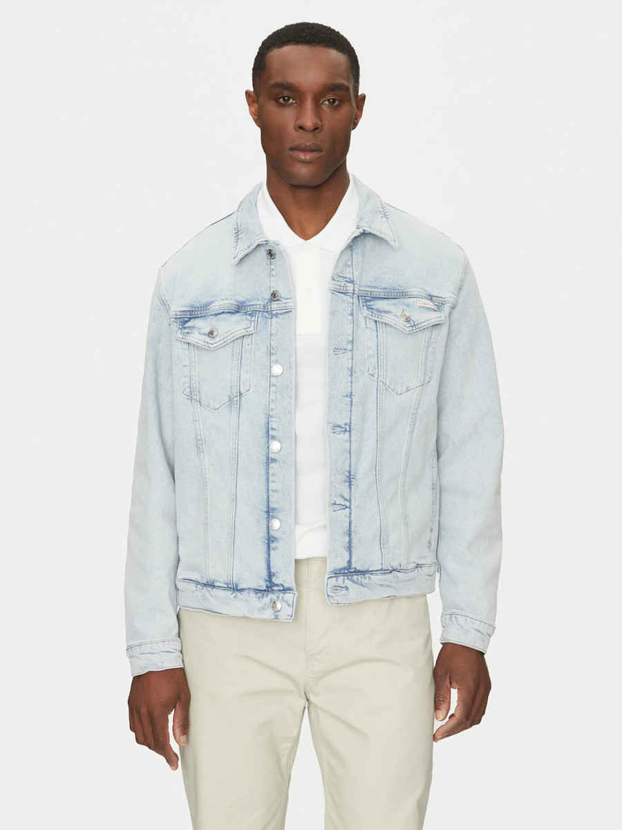 detail Calvin Klein pánska modrá džínsová bunda