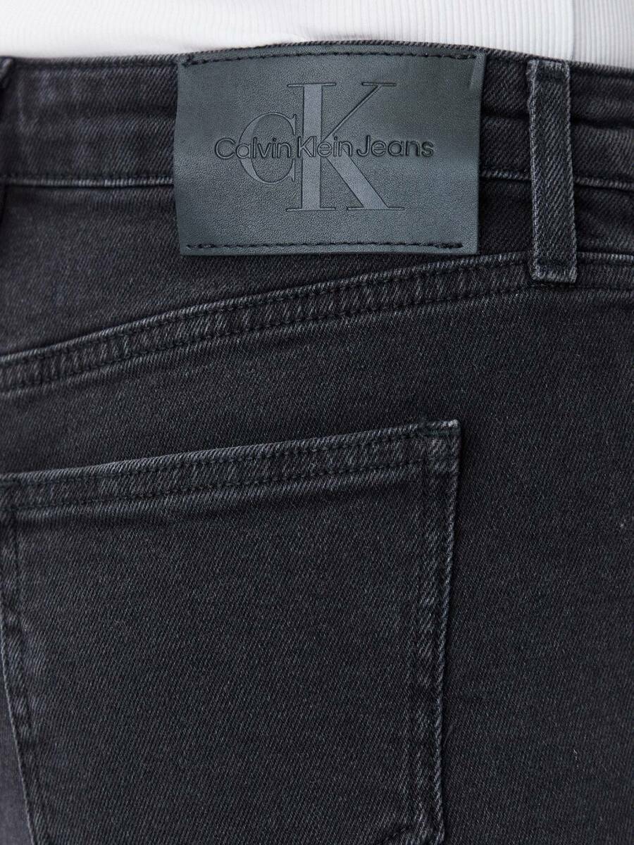 detail Calvin Klein dámske džínsové šortky