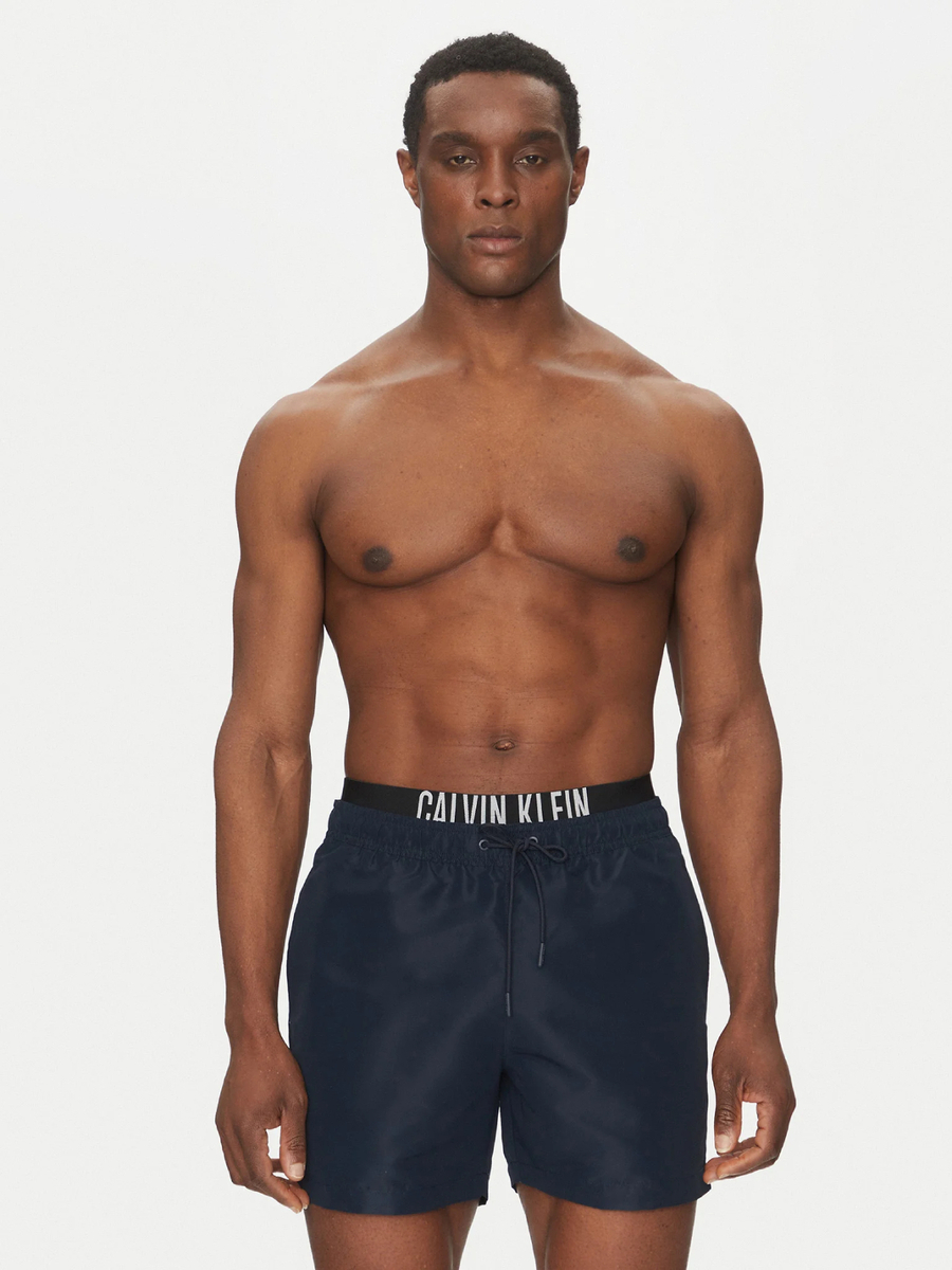 detail Calvin Klein pánske tmavomodré plavky