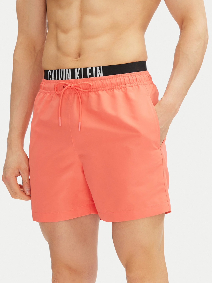 detail Calvin Klein pánske koralovo červené plavky