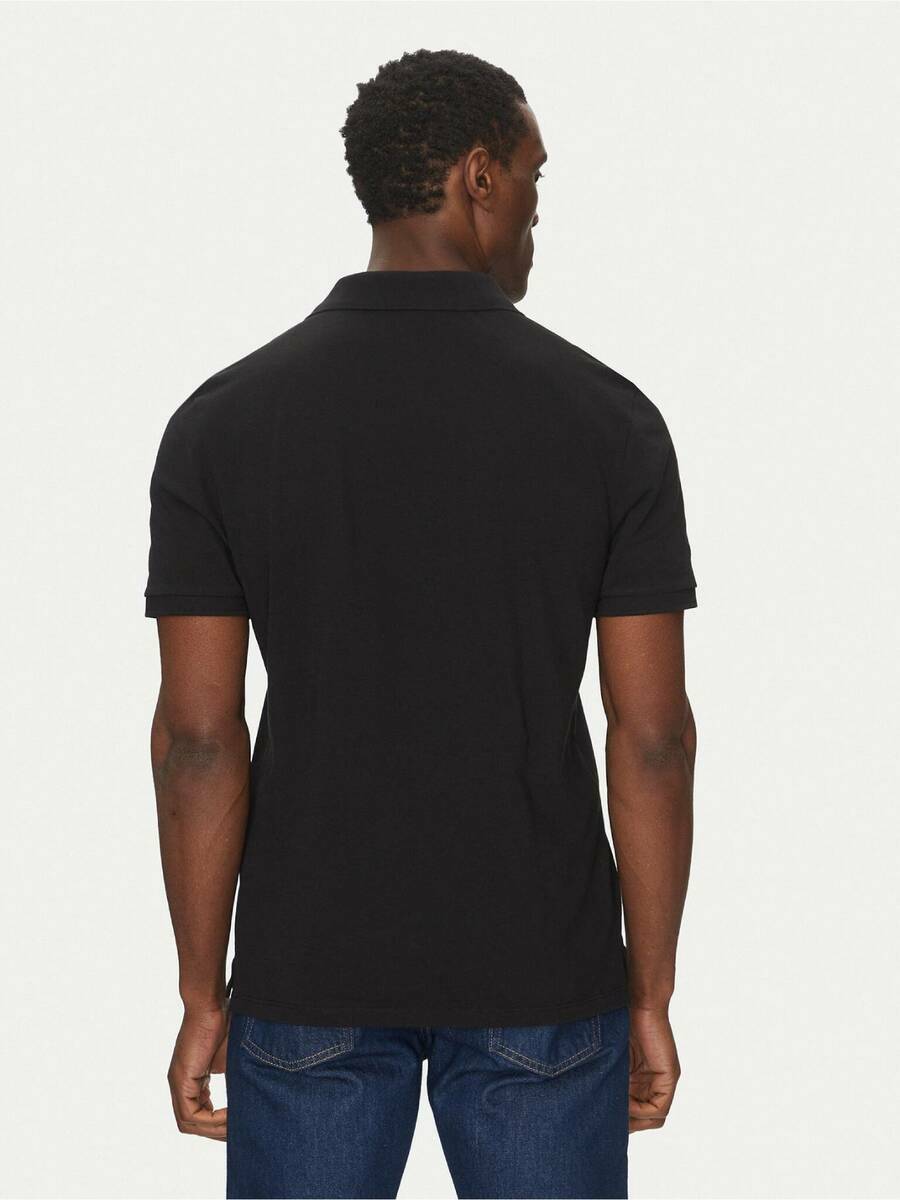 detail Calvin Klein pánske čierne polo tričko