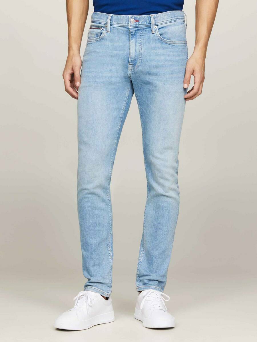 detail Tommy Hilfiger pánske svetlo modré džínsy Bleecker