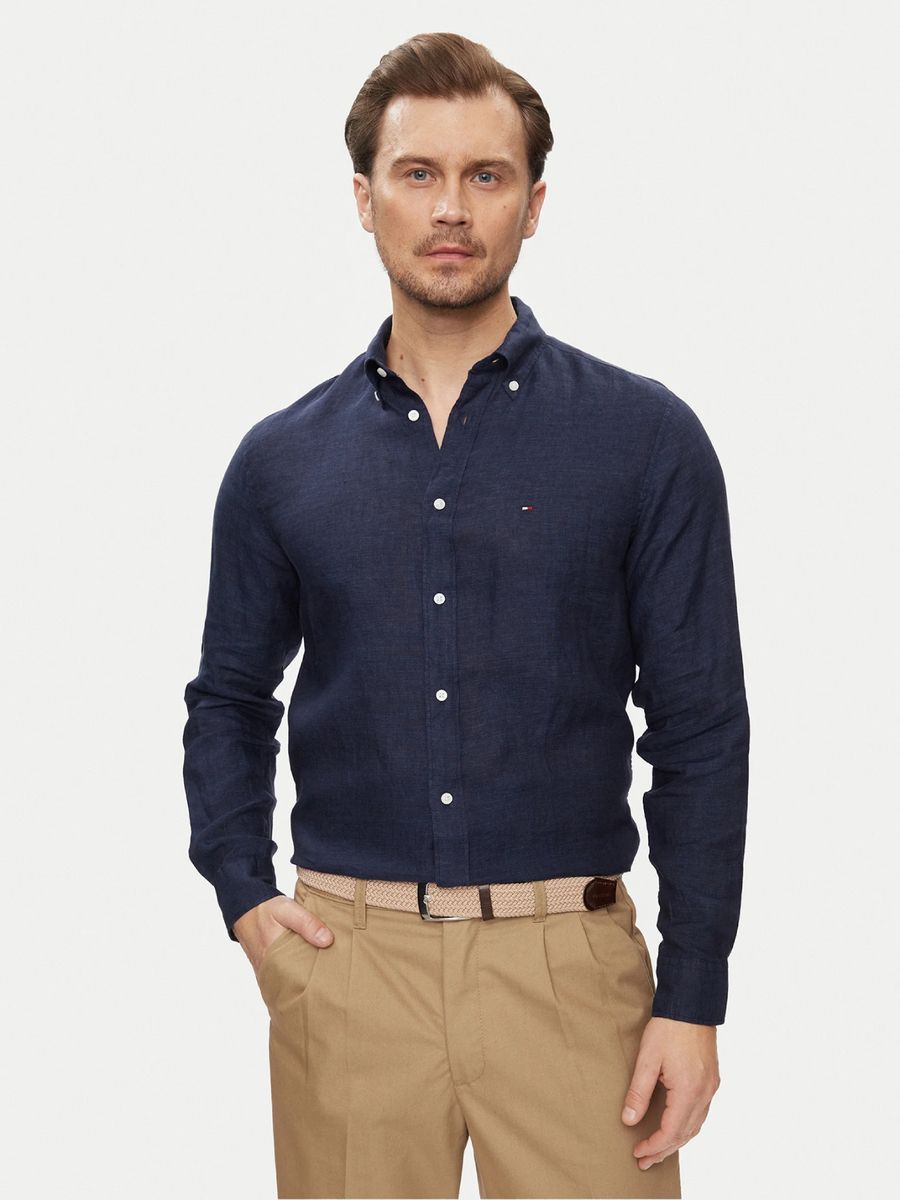 detail Tommy Hilfiger pánska tmavomodrá košeľa