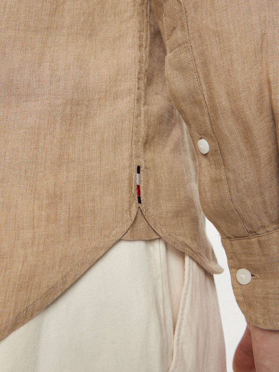 detail Tommy Hilfiger pánska béžová košeľa
