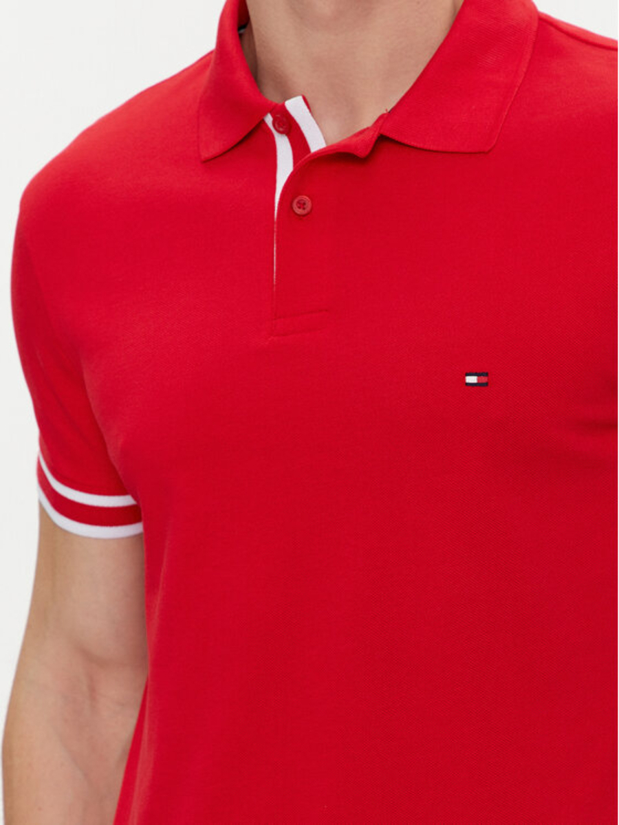 detail Tommy Hilfiger pánske červené polo tričko