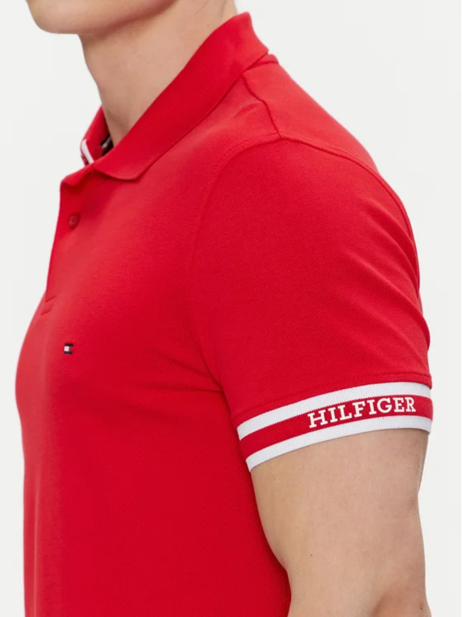 detail Tommy Hilfiger pánske červené polo tričko