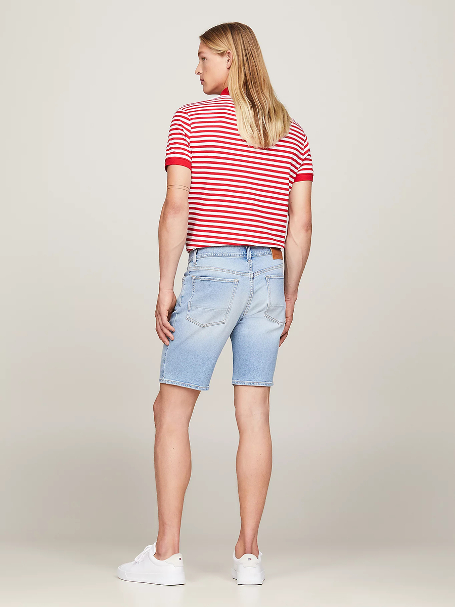 detail Tommy Hilfiger pánske riflové šortky