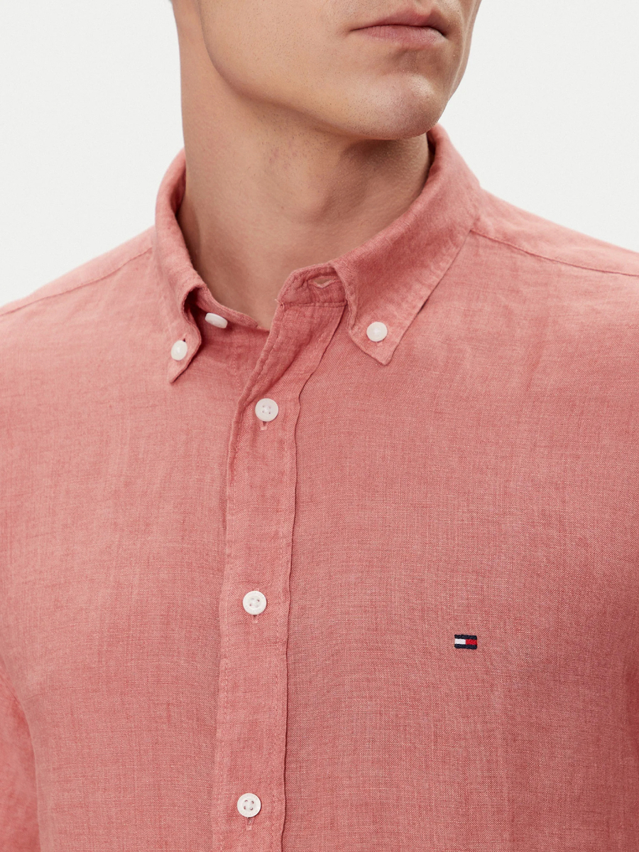 detail Tommy Hilfiger pánska ľanová ružová košeľa 