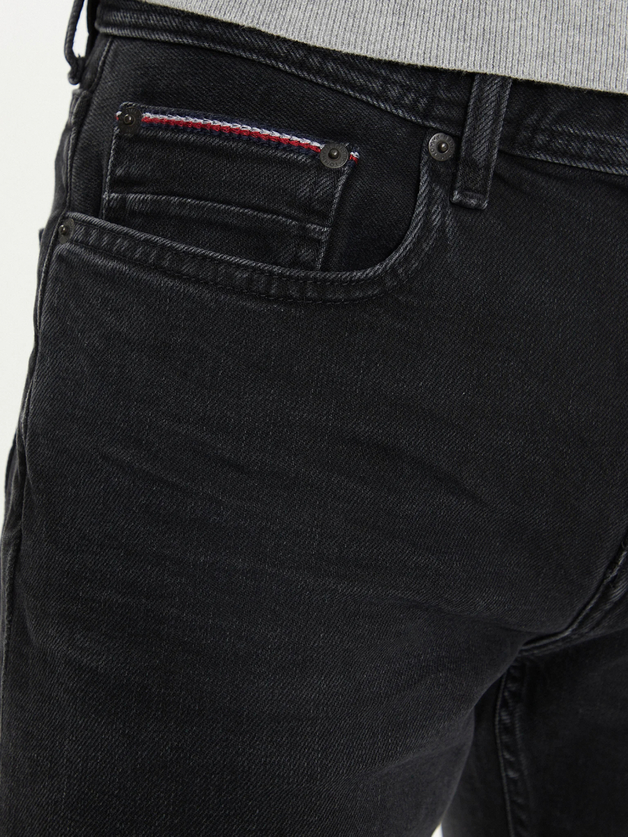 detail Tommy Hilfiger pánske čierne rifle 
