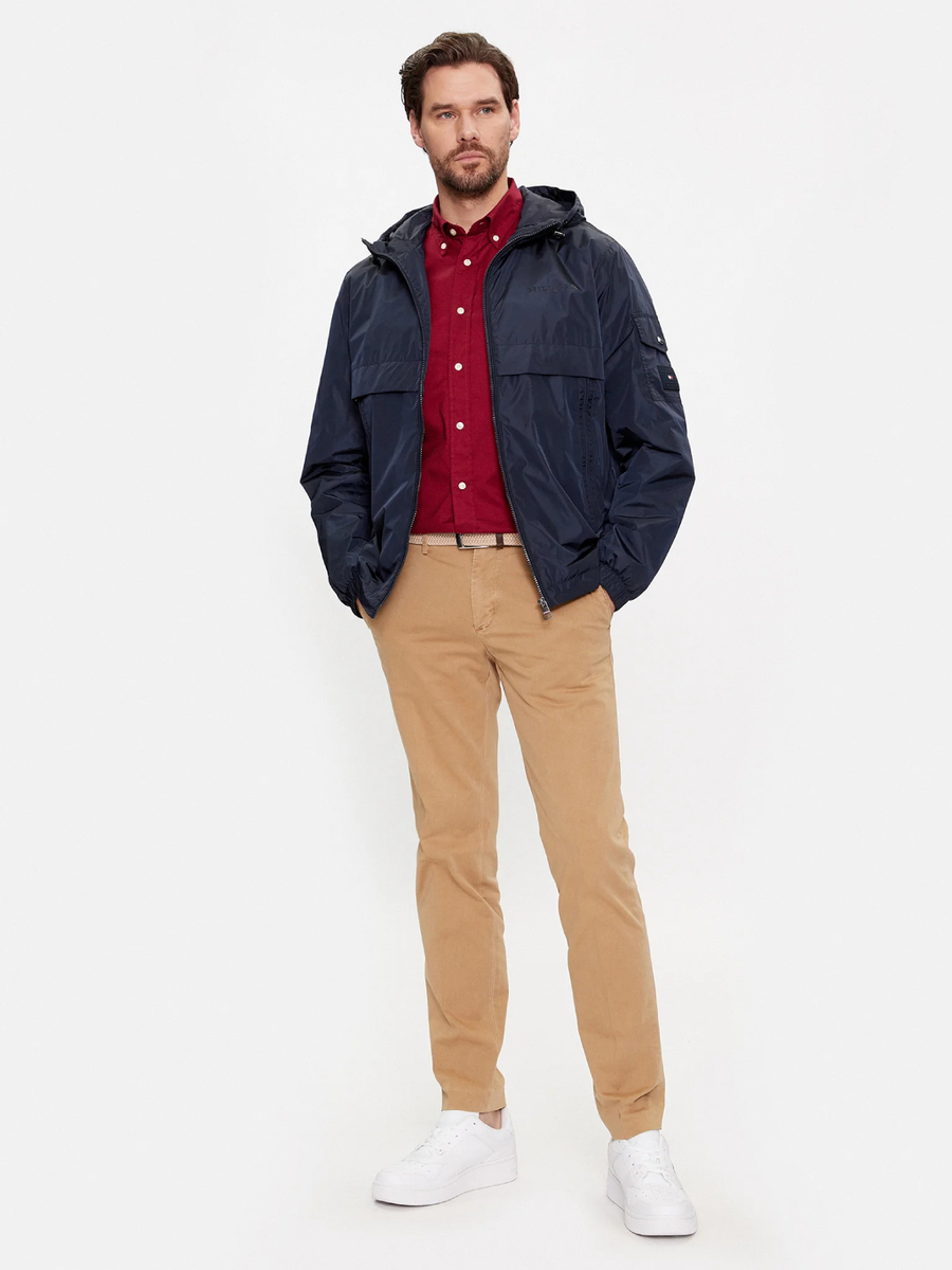 detail Tommy Hilfiger pánska tmavo modrá bunda