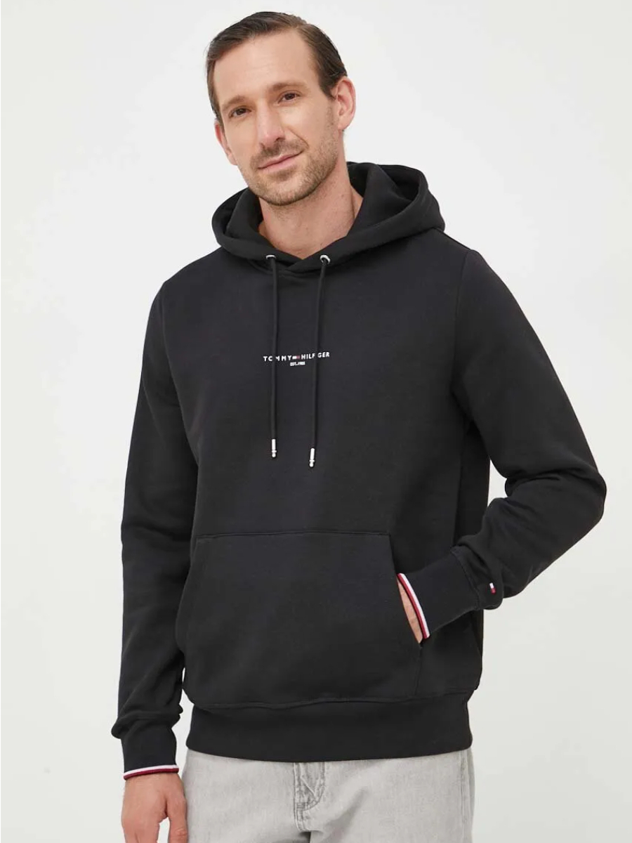 detail Tommy Hilfiger pánska čierna mikina