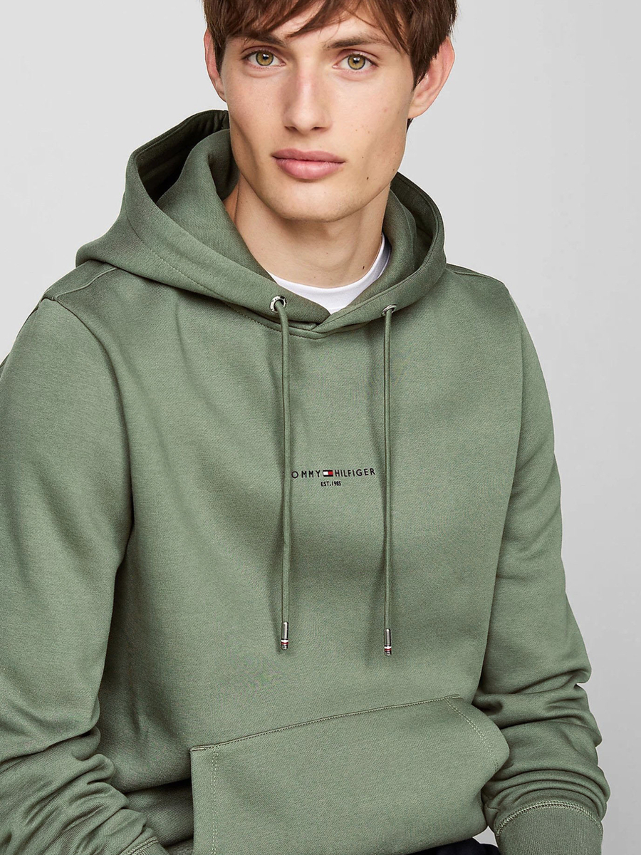 detail Tommy Hilfiger pánska zelená mikina