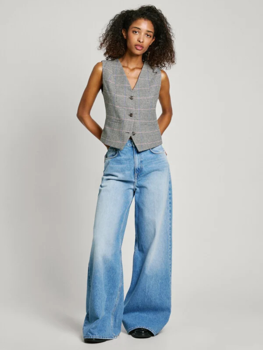 detail Pepe Jeans dámska šedá vesta FLORINA