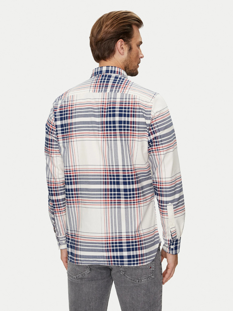 detail Tommy Hilfiger pánska košeľa
