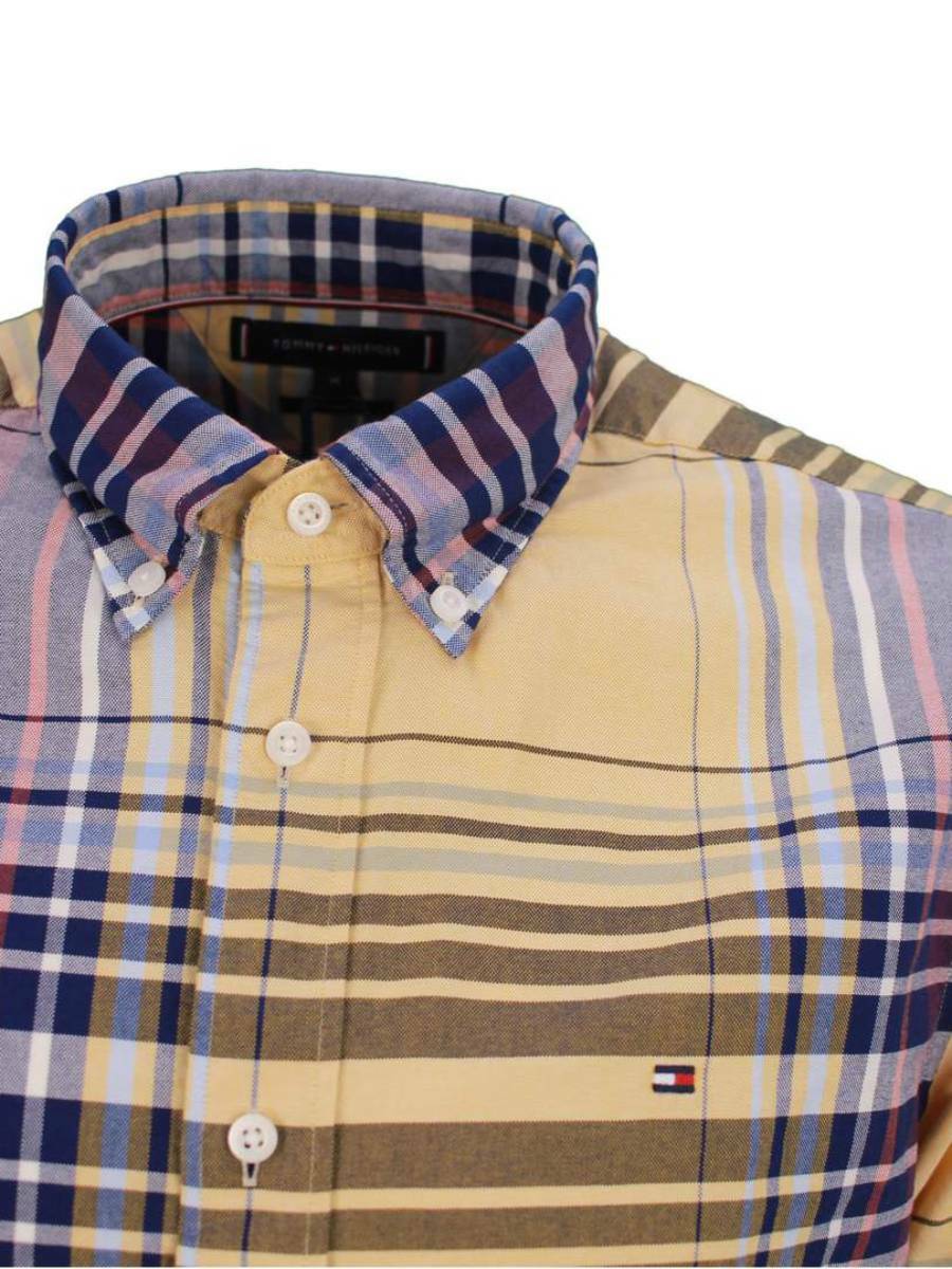 detail Tommy Hilfiger pánska kockovaná košeľa