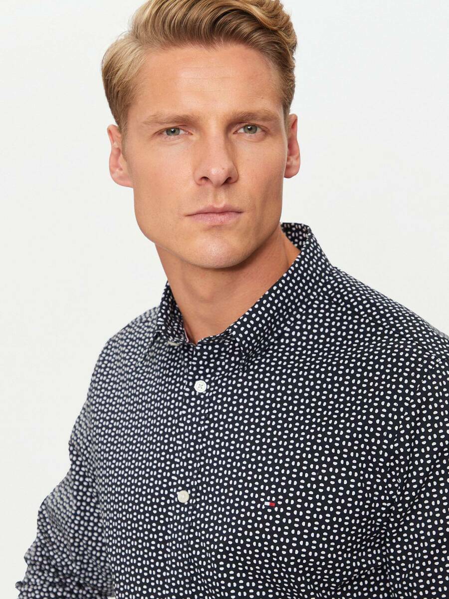 detail Tommy Hilfiger pánska modrá košeľa Poplin