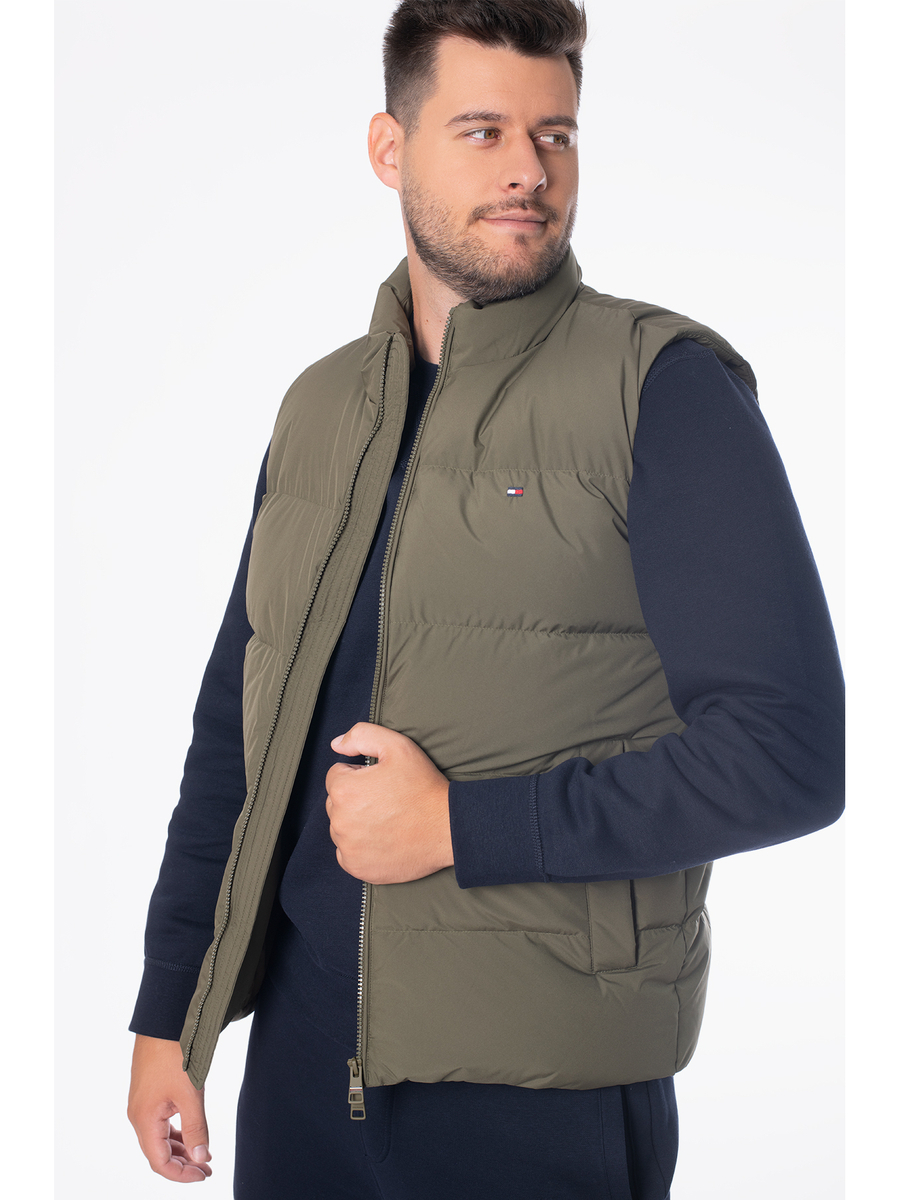 detail Tommy Hilfiger pánska khaki zelená vesta