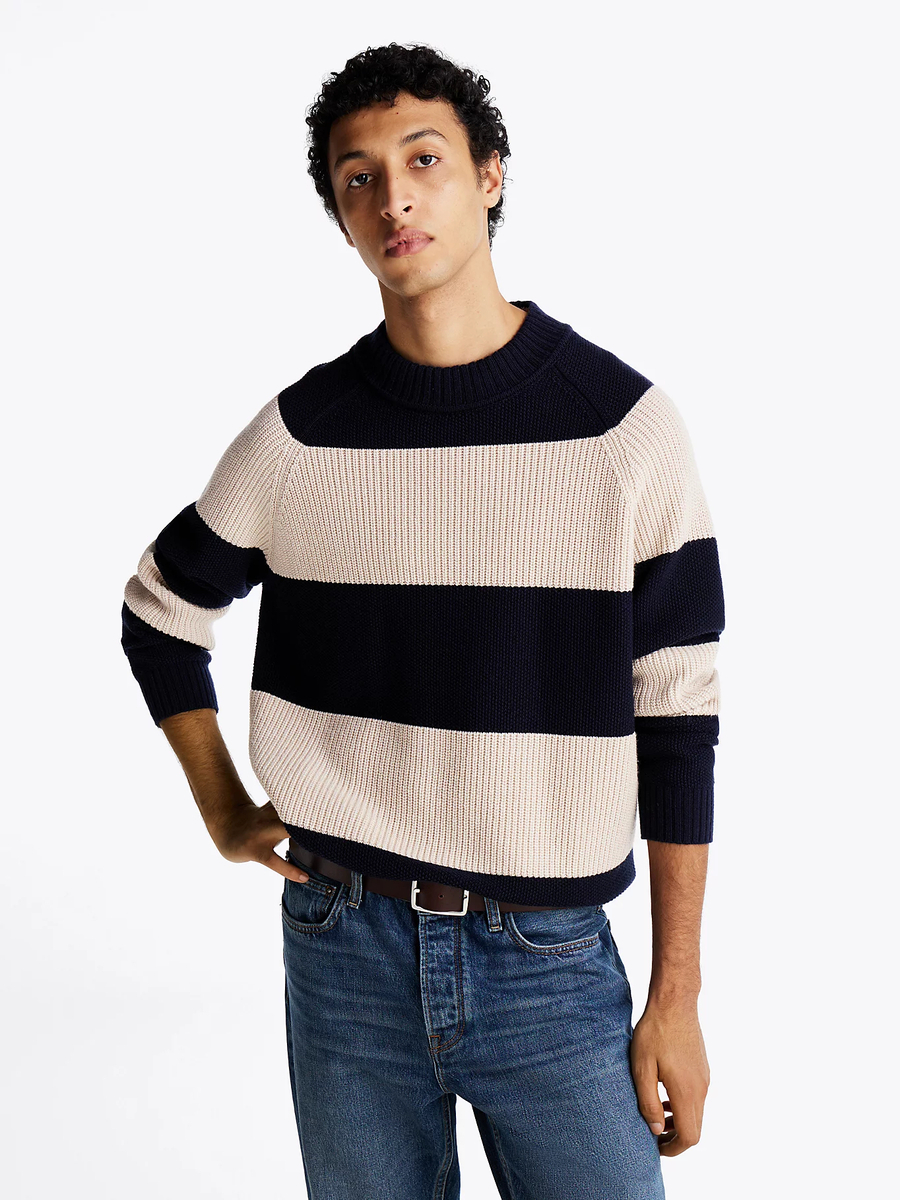 detail Tommy Hilfiger pánsky sveter Rugby