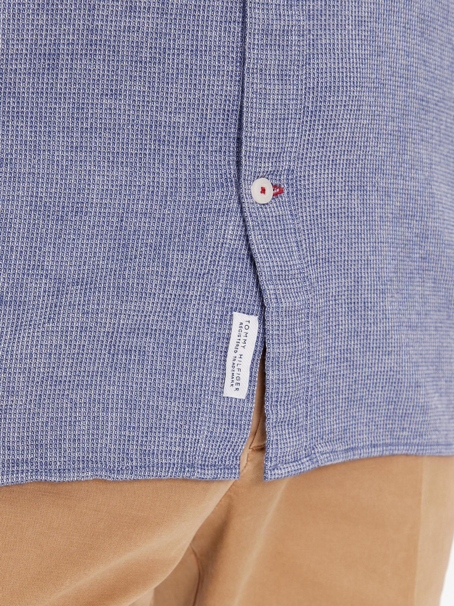 detail Tommy Hilfiger pánska modrá košeľa 