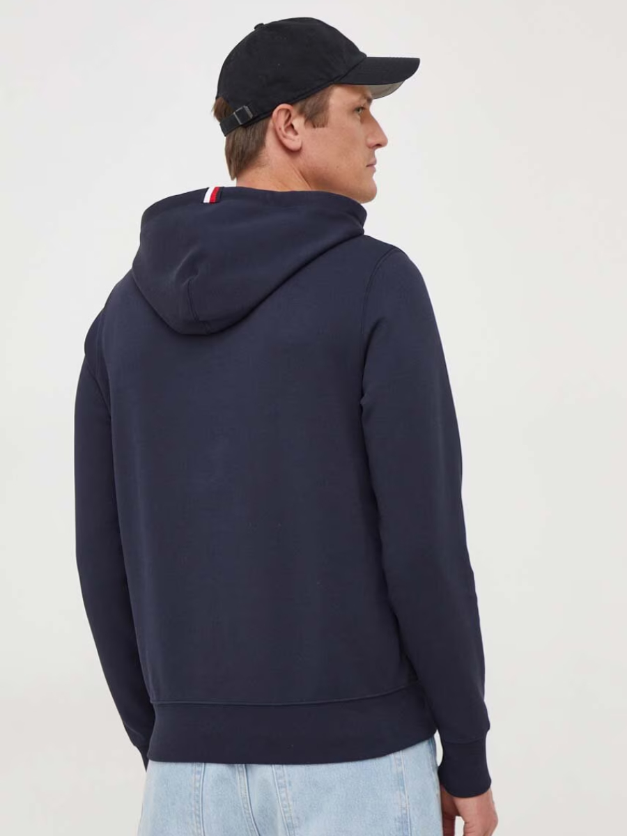 detail Tommy Hilfiger pánska tmavo modrá mikina