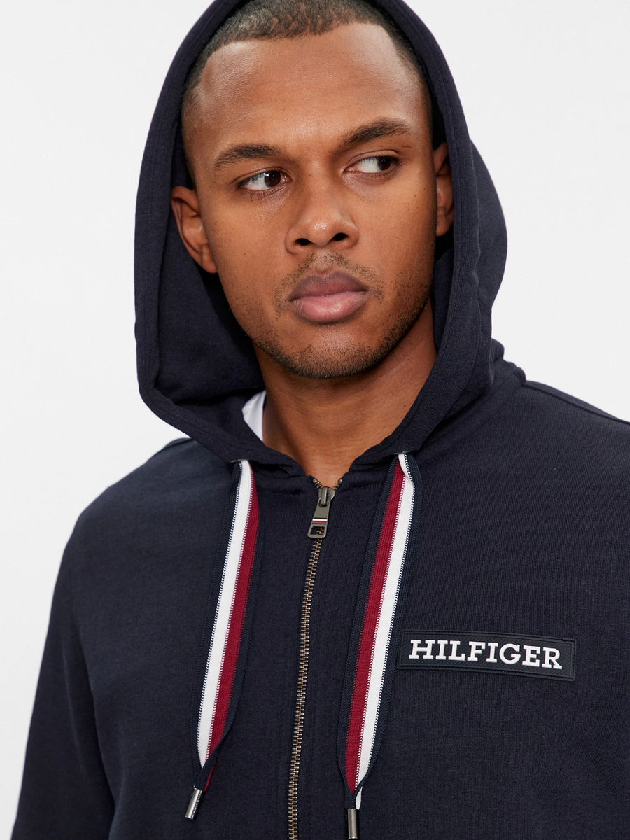 detail Tommy Hilfiger pánska tmavo modrá mikina Global