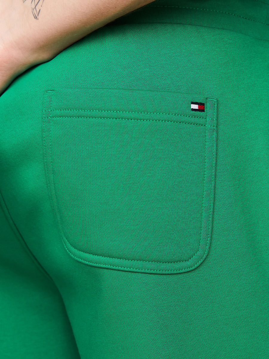 detail Tommy Hilfiger pánske zelené šortky