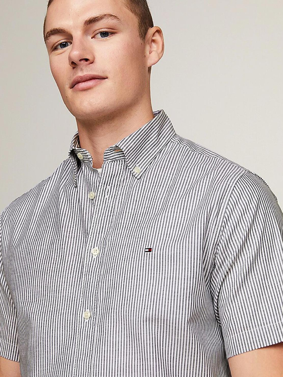 detail Tommy Hilfiger pánska pruhovaná košeľa