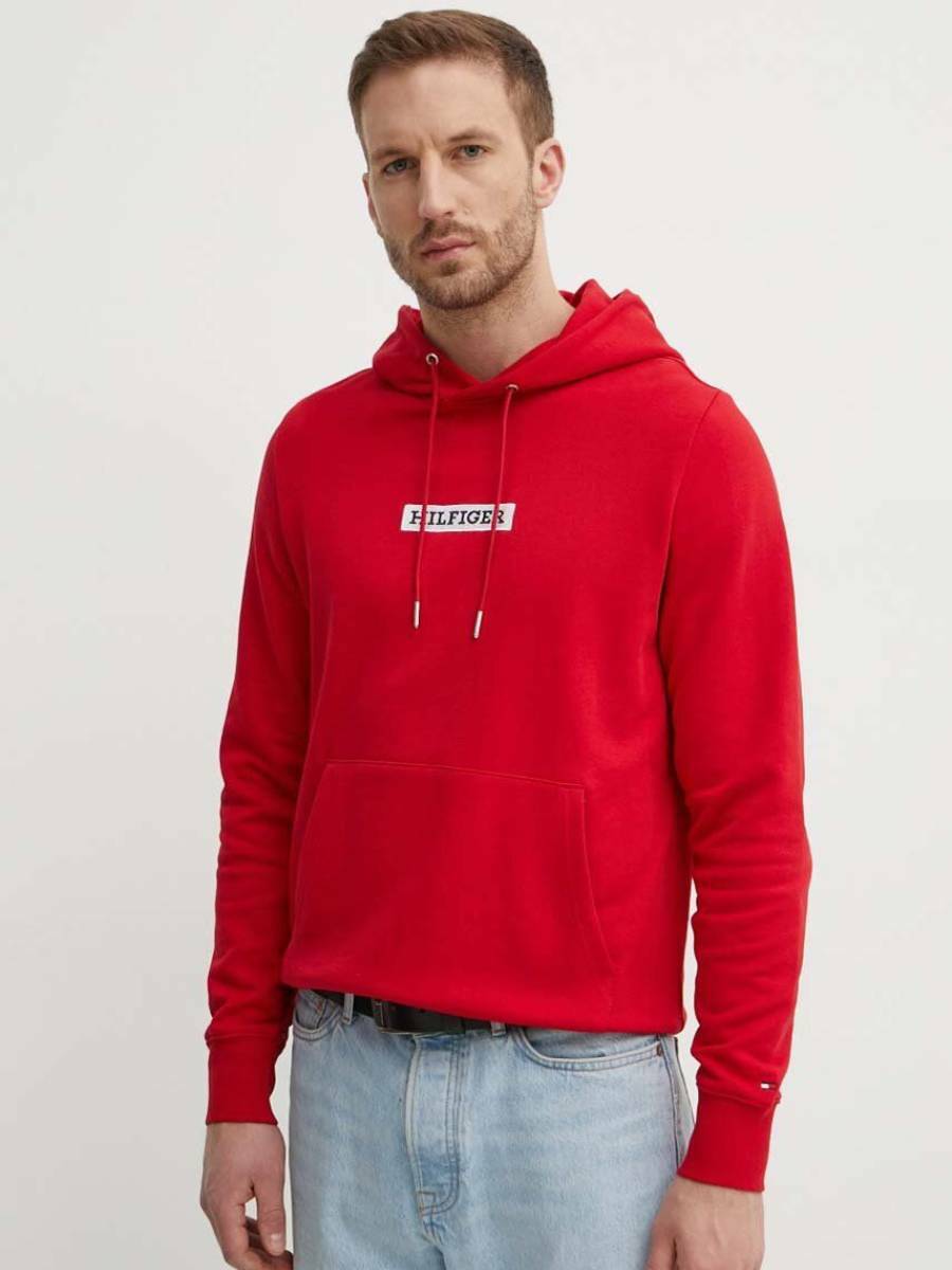 detail Tommy Hilfiger pánska červená mikina